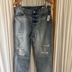 Old Navy High Rise Slouchy Straight Jeans